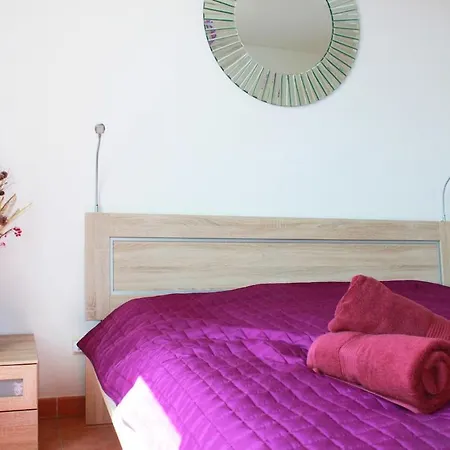 Comfy 2 Min To - Ac Апартаменты *