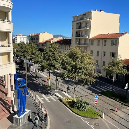 Comfy 2 Min To - Ac Апартаменты Ницца