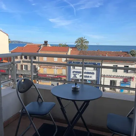 Apartment Comfy 2 Min To - Ac Nizza